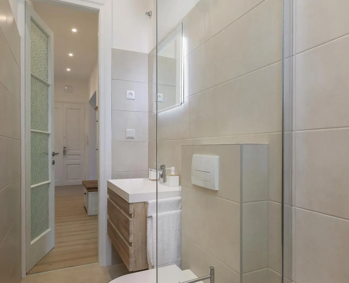 Luxury Apartment Sonja - With Hot Tub, Near Sea, Free Parking 奥帕提亚 克罗地亚
